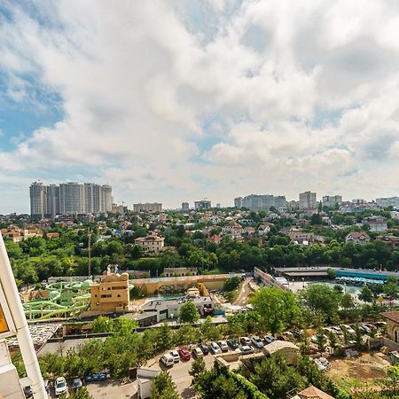 Arcadia Palace 2-Bedrooms Apartment With Terrace 오데사 외부 사진